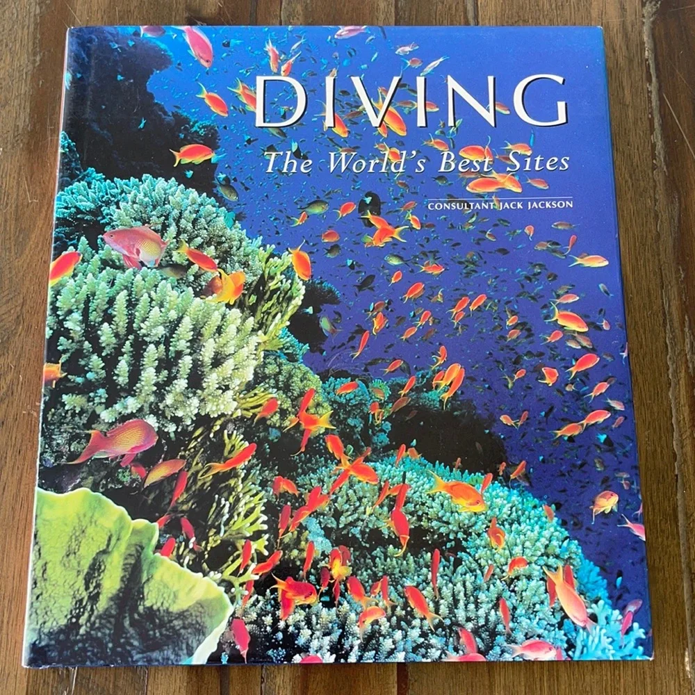 Diving Coffee Table Book World’s Best Sites - Picture 1 of 11